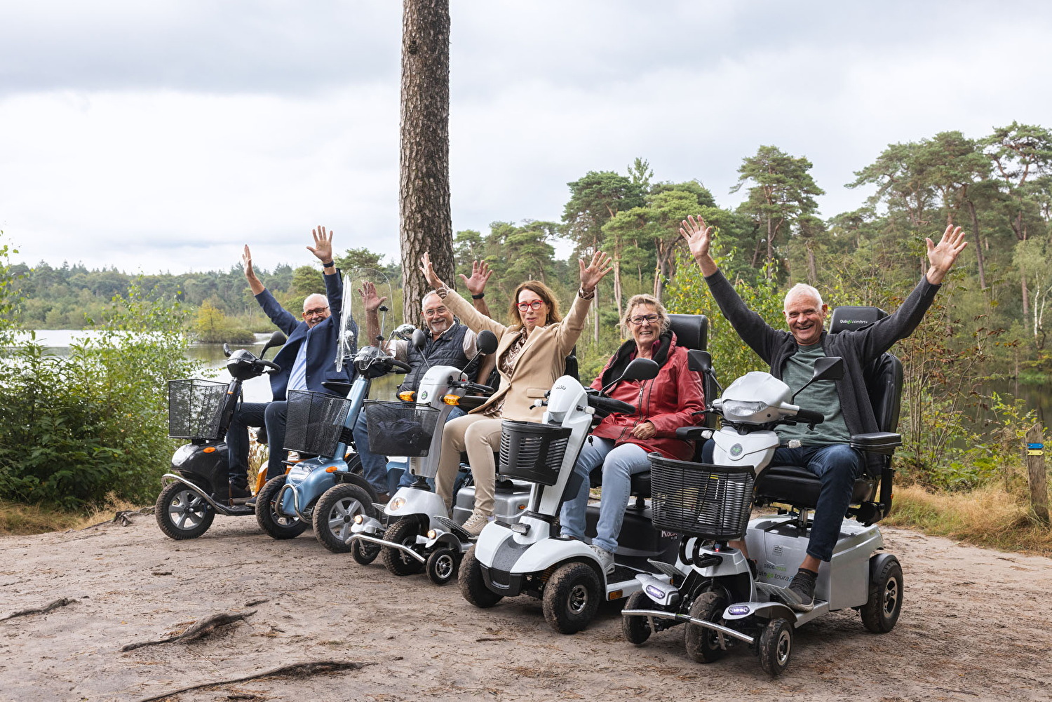 Scootmobiel groep samen